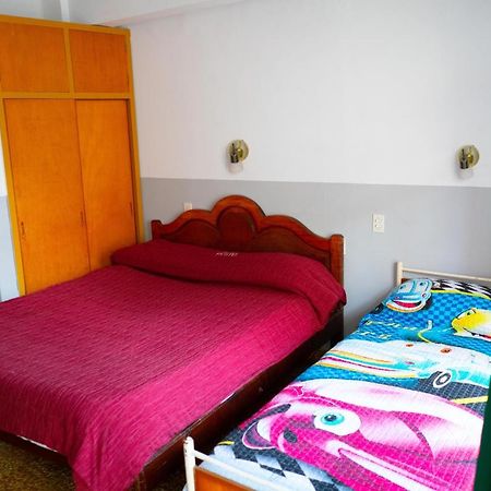 Hostal Zeballos Tarija Exterior photo